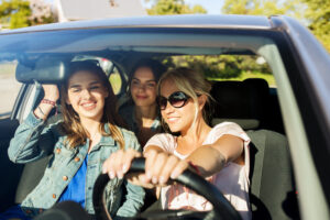 cell-phone-other-distractions-greater-threat-to-teen-drivers