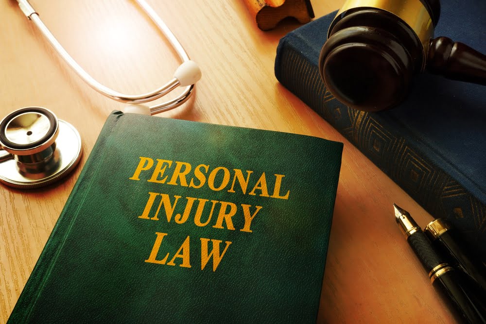 How do personal injury claim settlements pay out?