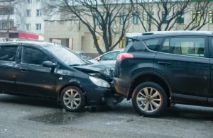 caught-in-a-crash-this-rideshare-accident-lawyer-knows-what-to-do-next